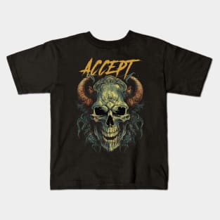 ACCEPT VTG Kids T-Shirt